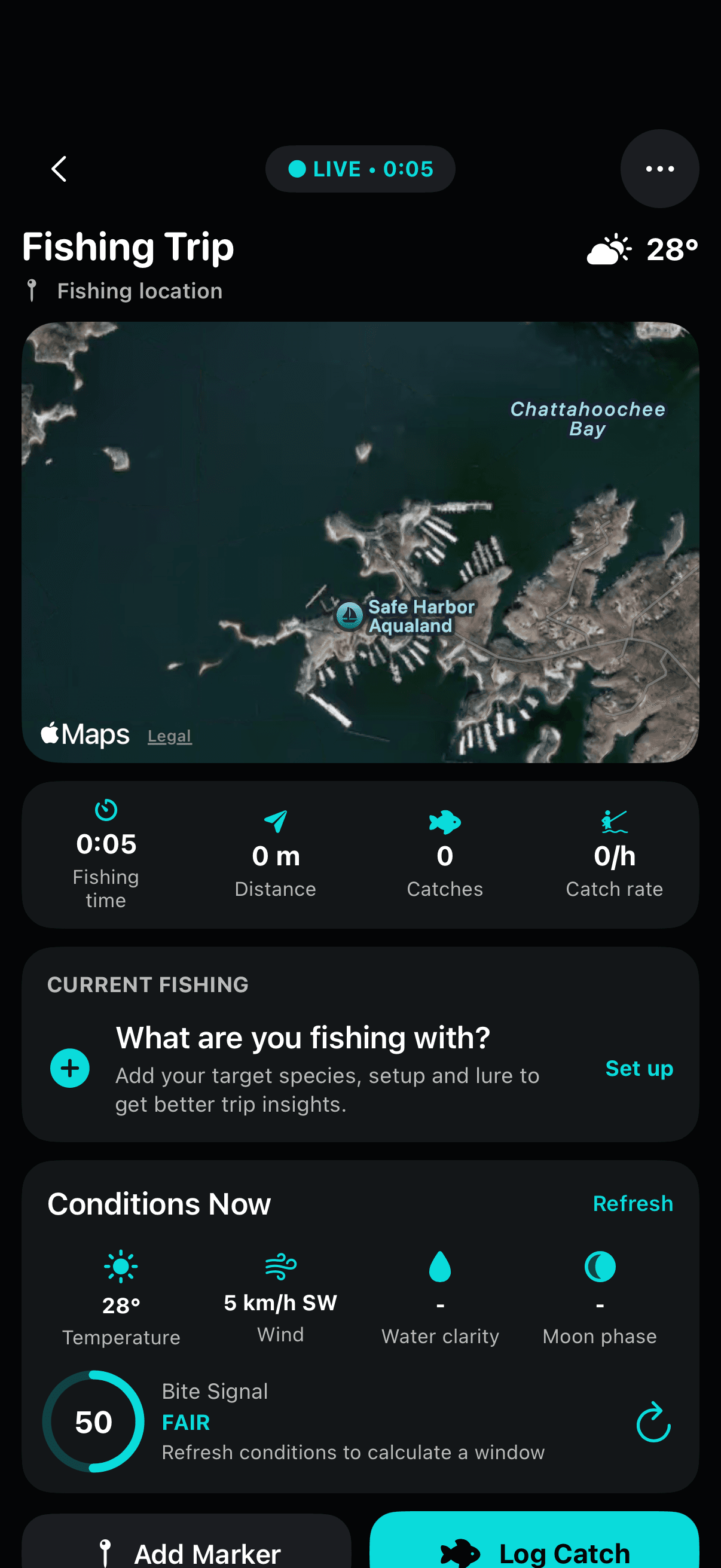FishPal live fishing trip screen with map, catch count, and current conditions